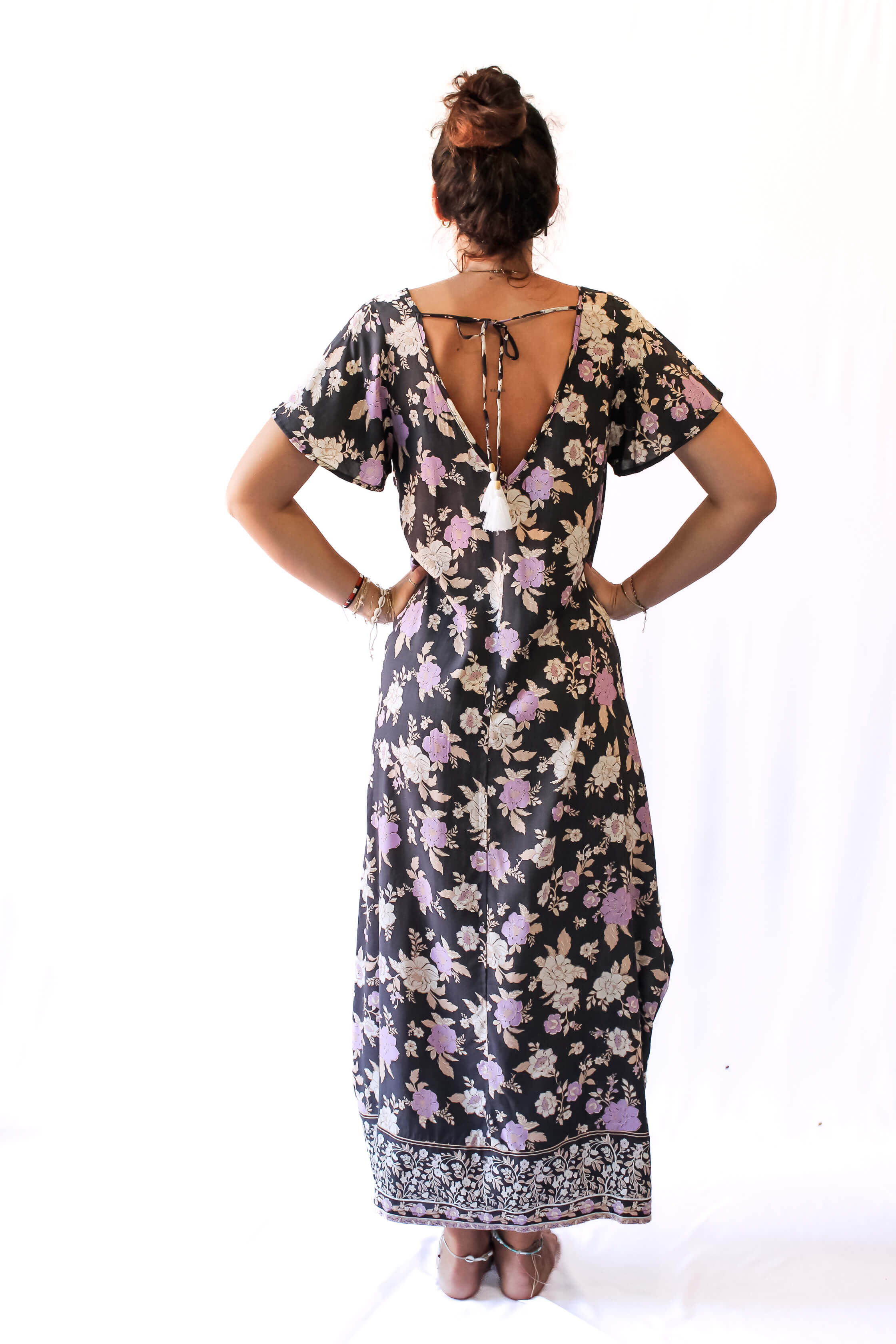 Maxi Wingdress Sleeved - charcoal