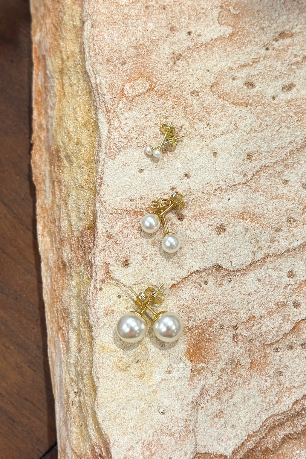 Pearl Studs - Gold