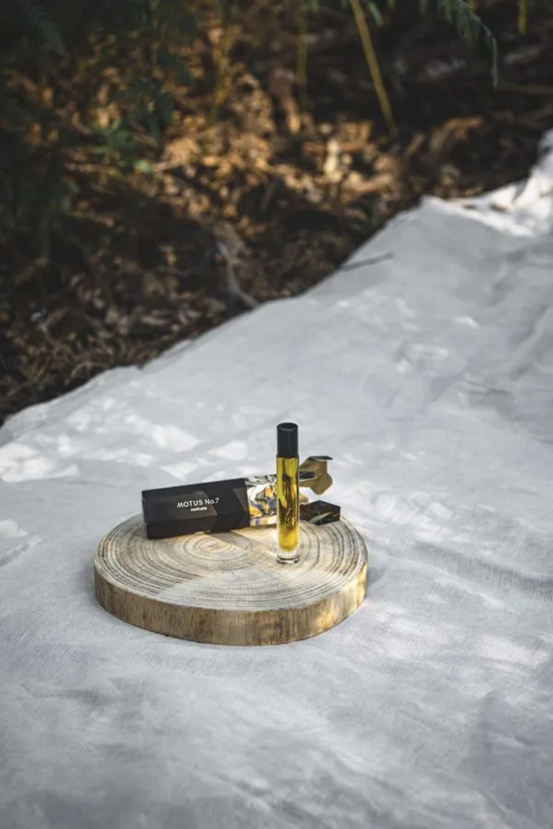 Motus (motivate) - Natural Parfum Oil