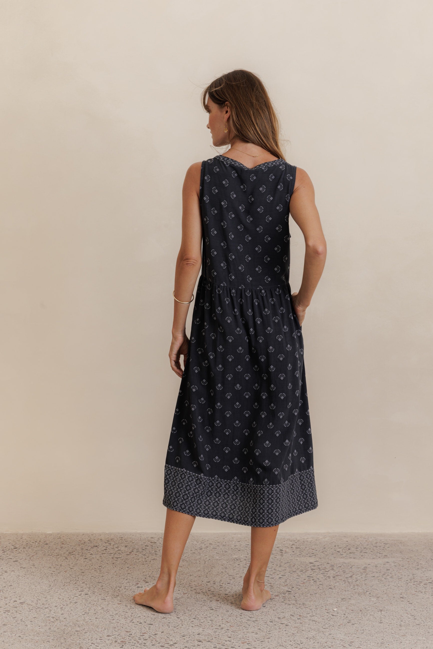 Dahlia Midi Dress - Noir