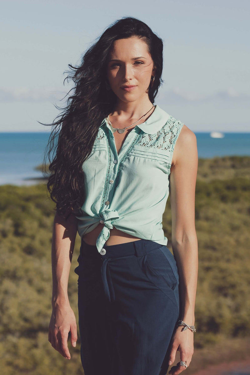 Iris Sleeveless Shirt - Seafoam