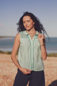 Iris Sleeveless Shirt - Seafoam