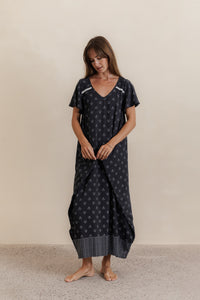 Midi Wingdress Sleeved - Noir