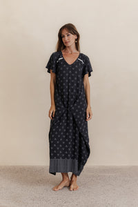 Midi Wingdress Sleeved - Noir