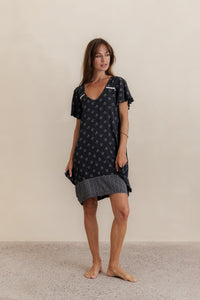 Mini Wingdress Sleeved - Noir