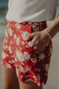 Scarlett Shorts - Crimson