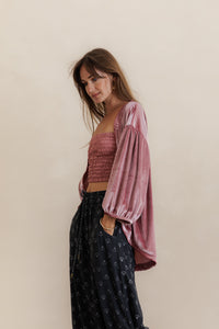 Shrug - dusty pink velvet