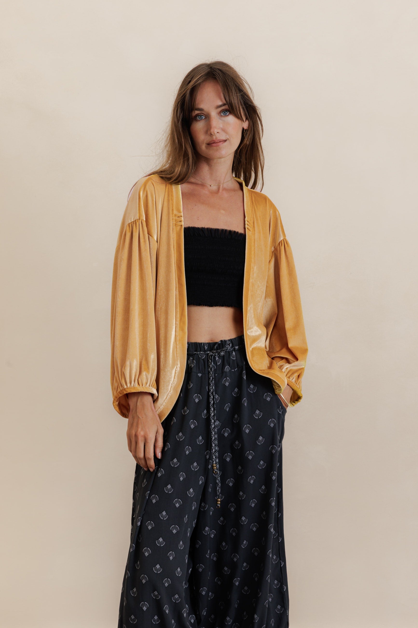 Scarlett Shrug - gold velvet