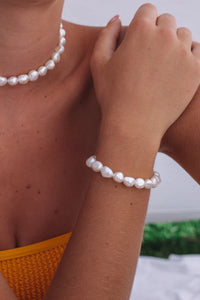 Chunky Pearl Bead Bracelet